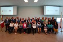 Reconocen trayectoria y antigüedad a trabajadores y académicos del CUAAD (foto 1)
