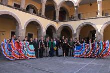 Presentan dramatización sobre teatro griego en el CUAAD
