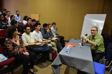 Expertos chilenos exponen sobre ergonomía en el CUAAD_1