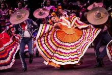 Ballet Folclórico de la UdeG triunfa en Bellas Artes_1