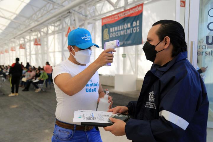 Para generar las citas reunieron el padrón de las y los docentes y personal administrativo para asignar un número de vacunas por turno