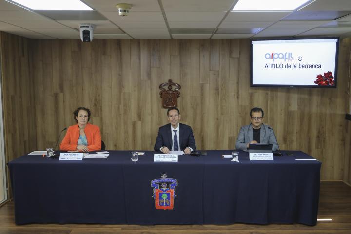 Uno de los artífices de la transformación urbana de espacios en la Ciudad de México es el arquitecto Felipe Leal, quien impulsó la recuperación del Corredor Peatonal de la calle de Madero, la Plaza de la República, el Monumento a la Revolución, la Alameda Central y el entorno de la Basílica de Guadalupe. Debido a sus obras, estudios y aportaciones a la arquitectura y urbanismo, este miembro emérito de la Academia Nacional de Arquitectura recibirá el Homenaje ArpaFIL 2022, que otorga el CUAAD