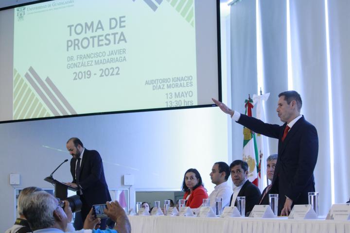 Toma de Protesta del Dr. Francisco Javier González Madariaga 