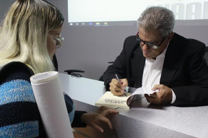 La publicación está disponible en la biblioteca del CUAAD, sede Huentitán,