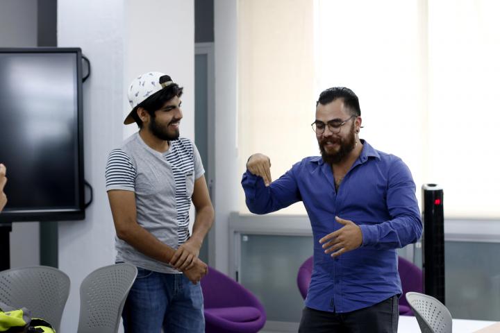 Ulises Alejandro Huerta Montes es el primer estudiante sordo en la Licenciatura en Artes Visuales para la Expresión Plástica del CUAAD