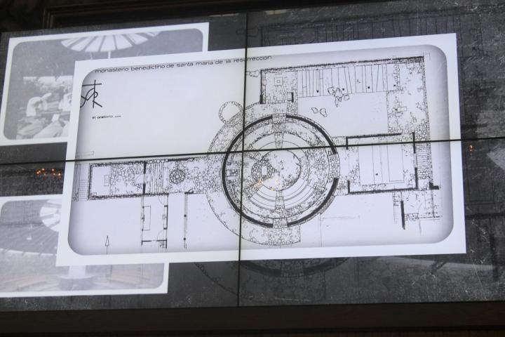 Las obras realizadas por el arquitecto Gabriel Chávez de la Mora han sido ejecutadas en lugares que son emblemáticos para el país y el mundo. Los reconocimientos tanto nacionales como extranjeros de los trabajos del arquitecto honran a la institución en la que cursó sus estudios de nivel superior, la Universidad de Guadalajara, para quien es ejemplo y orgullo universitario.