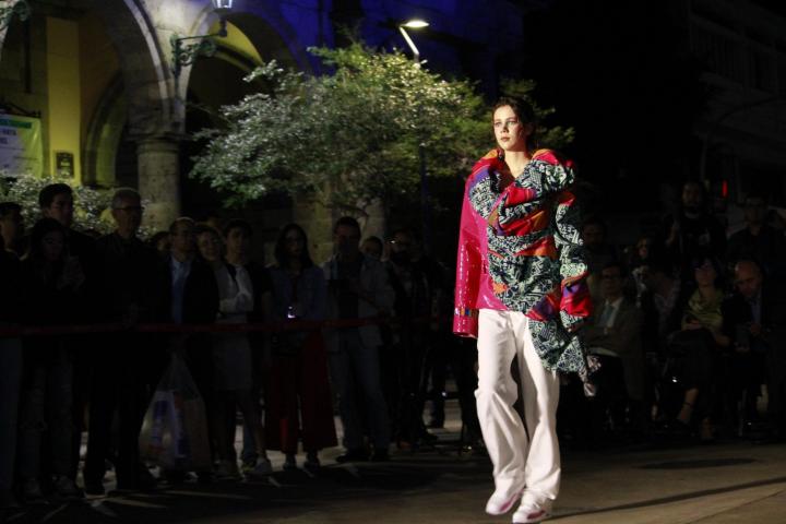 Durante la pasarela se expusieron 18 atuendos que conjugaron el talento y cultura de México e Italia.