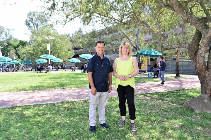 Alexandra Lang y Carlos Aceves González