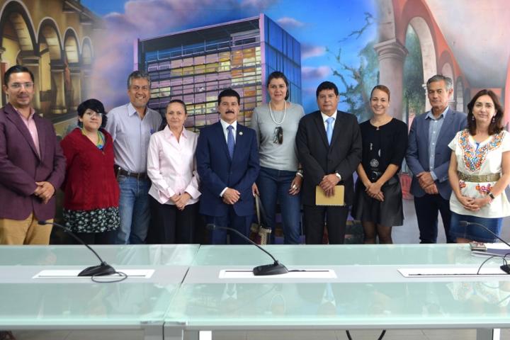 Integrantes del equipo editorial de la revista “Historia y Conservación del Patrimonio Edificado”