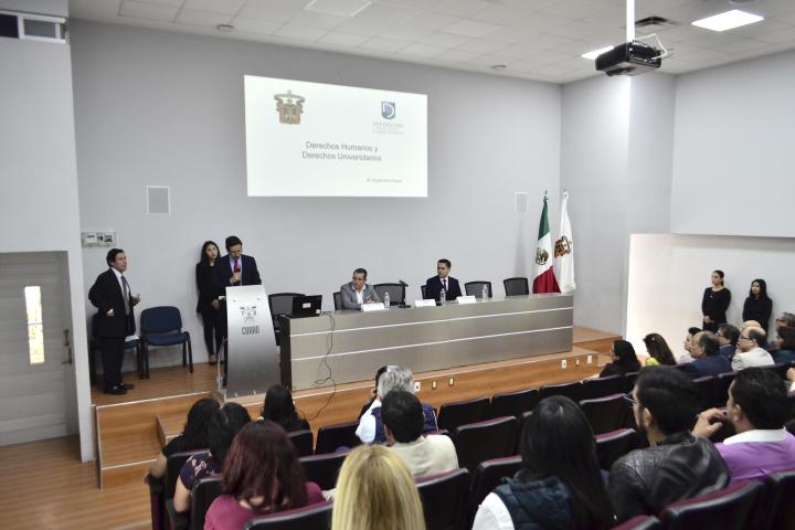 Ponencia dictada en la videoaula Gerald D. Gulottta del CUAAD.