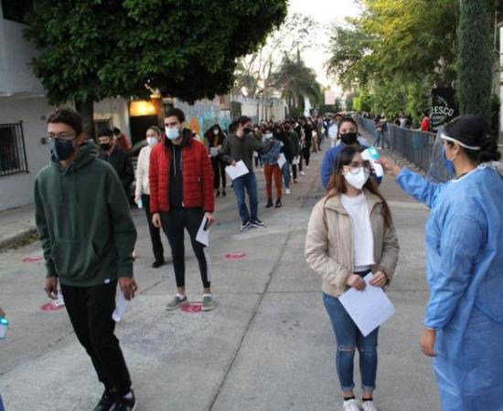 Primera jornada de exámenes de admisión para el ciclo 2021-A convoca a 11 mil 424 aspirantes (foto 1)