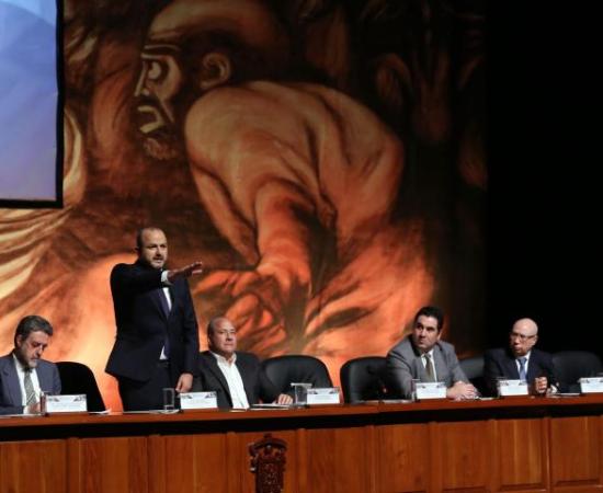 Establece compromisos el doctor Ricardo Villanueva Lomelí 2