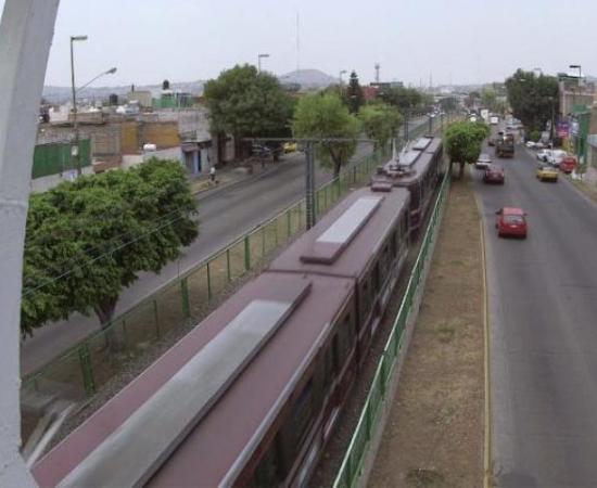 Recomiendan vivienda vertical y comercios a lo largo de la Línea 3 (foto 1)