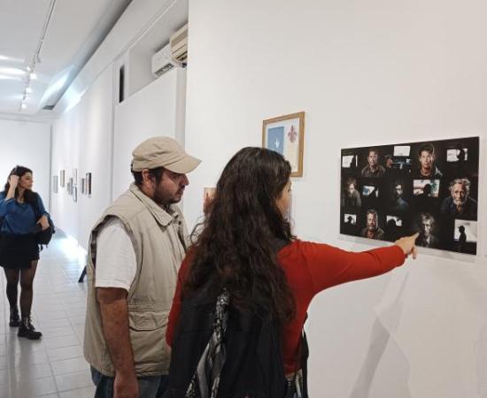 Inauguran “En retrospectiva”, obra fotográfica de maestros de la Escuela de Artes (foto 2)
