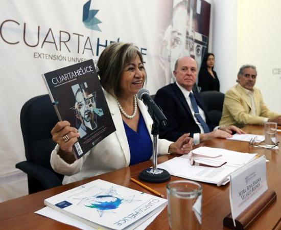 Presentan la revista “Cuarta Hélice” de la UdeG 4