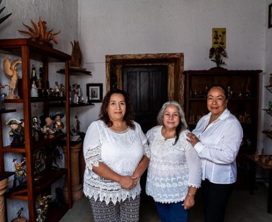 Visibilizan trabajo de artesanas de Tlaquepaque mediante documental, conversatorios y exposición_2