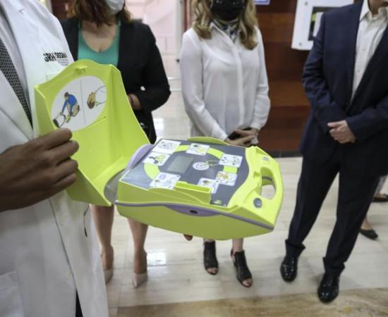 Instala UdeG 216 desfibriladores para planteles y dependencias de la Red Universitaria_2