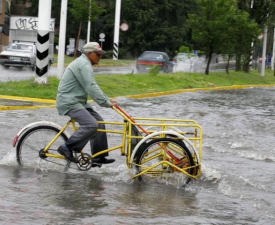 En combate al dengue se debe tomar en cuenta factores urbanos y geográficos_3