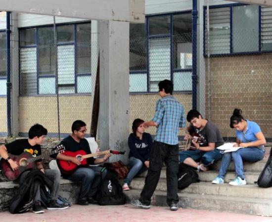 “Gestión 12” busca crear cantera de jóvenes gestores culturales en Preparatoria 12_3
