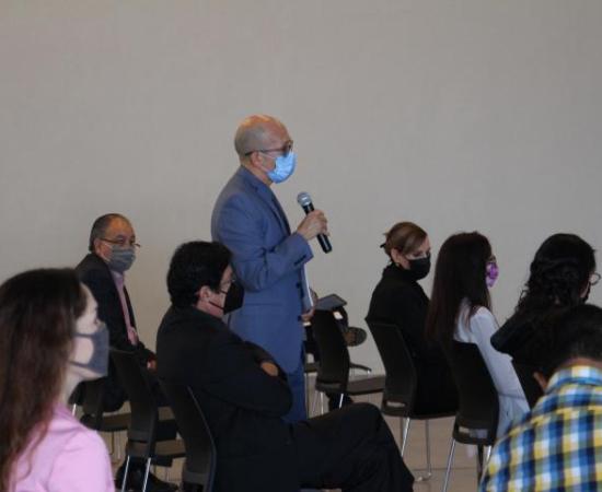 Debaten sobre el papel de la mujer en la arquitectura de AL (foto 3)