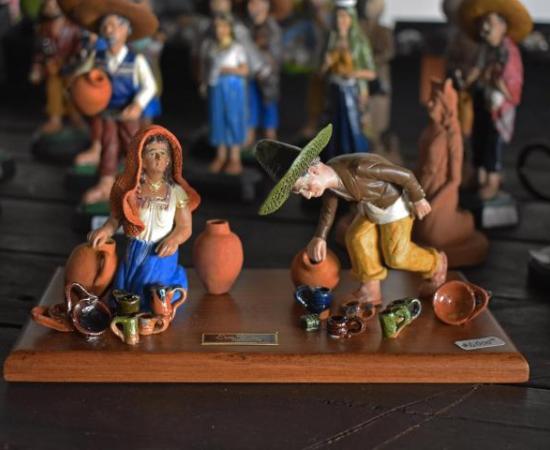 Gestora cultural del CUAAD promueve labor de mujeres artesanas durante 8M y Día Internacional del Artesano_1