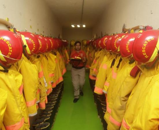 Aprueba CGU pase directo a hijas e hijos de bomberos caídos para estudiar bachillerato y licenciatura en UdeG_8