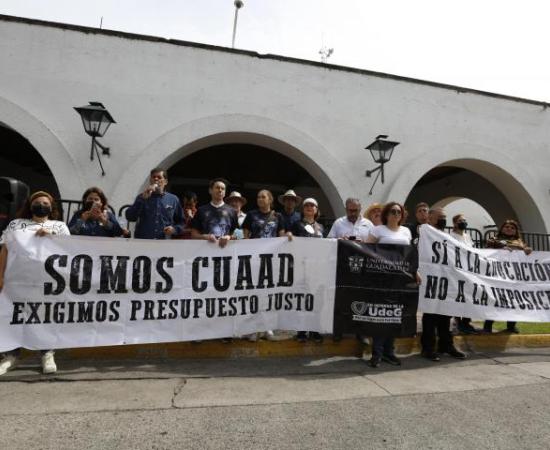 CUAAD marcha por la educación y la autonomía universitaria_2