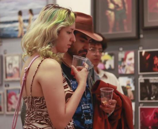 Expresan con técnicas y talento artístico los colores y la vida en la diversidad sexual_1