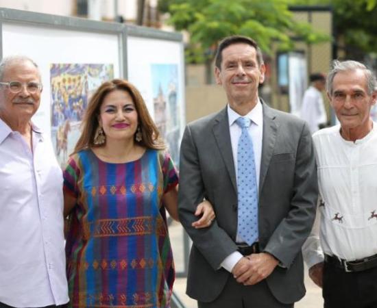Inauguran placas de escritores y la exposición “Acuarela de luz, esto es Jalisco” en Paseo Alcalde_2