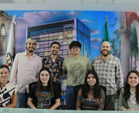 Estudiantes del CUAAD ponen a prueba conocimientos en Colombia_1