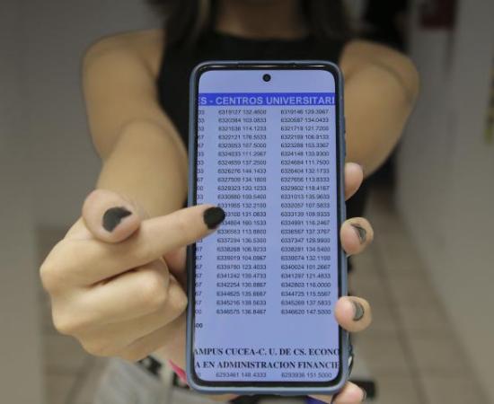 Rompe UdeG récord histórico de admitidos a licenciatura en semestre 2025-A_Fotografía3