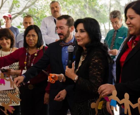 Exponen alumnos proyectos de diseño y emprendimiento (foto 1)