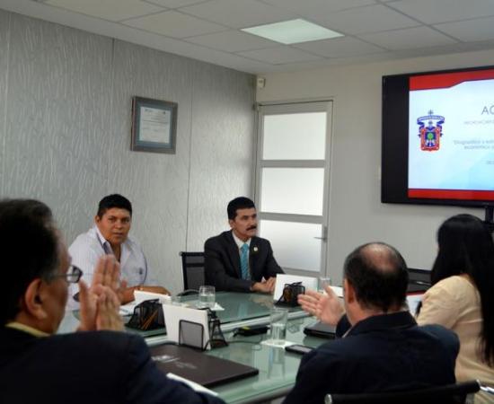 Entregan proyecto para reactivar turismo en Aquila, Michoacán_1