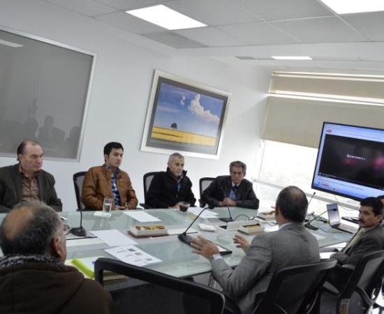 Socializan proyecto del Parque Mirador con académicos del CUAAD (Foto 3)