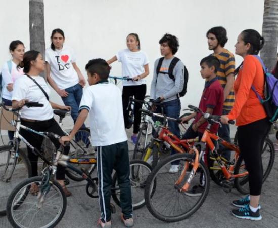 Gestionan ciclovía que conecten el Periférico y la Calzada Independencia con el CUAAD 1