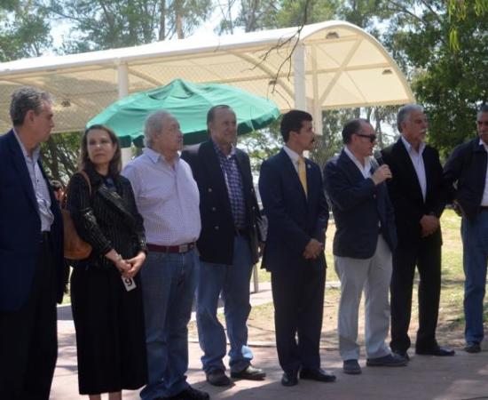 Exponen alumnos del CUAAD trabajos que buscan resolver problemas urbanos