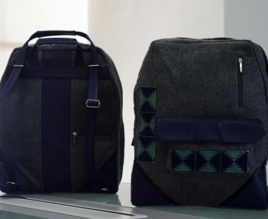 Egresada de diseño de modas crea mochilas que rescatan tradición textil wixárika 2