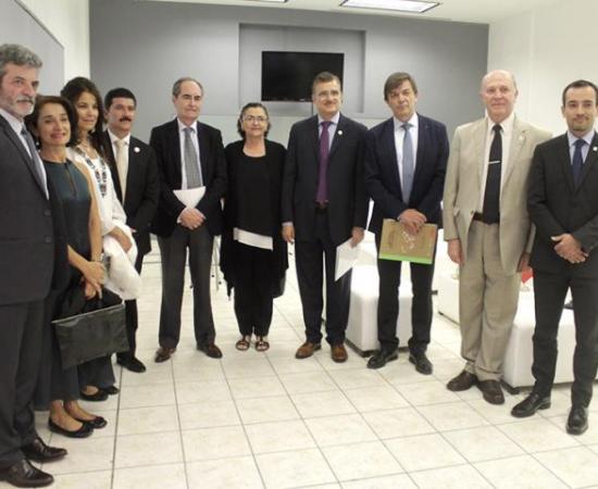 Inicia Escuela Complutense Latinoamericana en UdeG (foto 1)