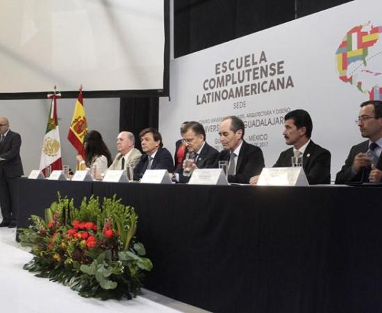 Inicia Escuela Complutense Latinoamericana en UdeG (foto 2)