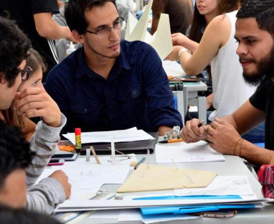 Realizan estudiantes interpretación de la obra de Mathias Goeritz_1