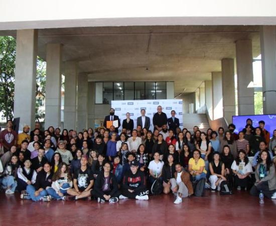 Acreditan calidad educativa de licenciatura en Diseño para la Comunicación Gráfica del CUAAD 1