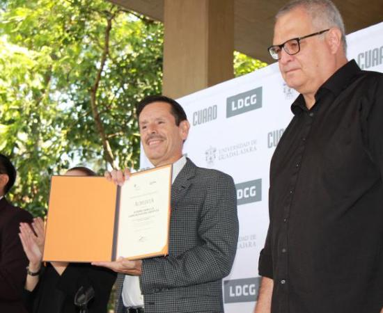 Acreditan calidad educativa de licenciatura en Diseño para la Comunicación Gráfica del CUAAD 2