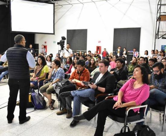 Invitan a jóvenes diseñadores a emprender