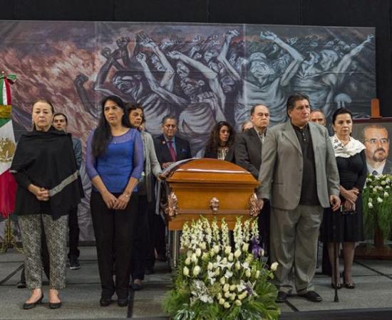UdeG realizó homenaje póstumo a ex Rector del CUAAD 2