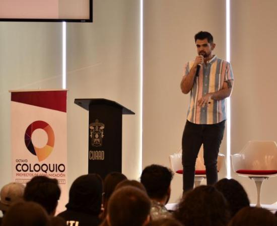 Estudiantes y egresados toman los micrófonos para exponer problemáticas y soluciones del diseño 3