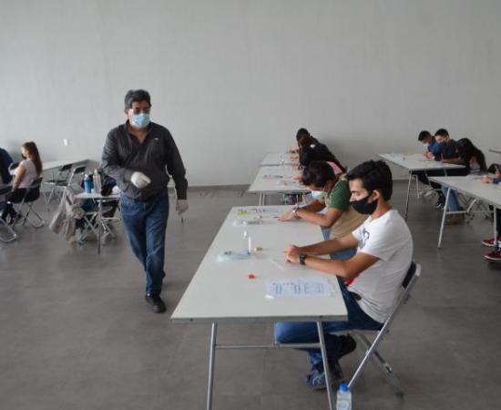 Realizan 22 mil 926 jóvenes examen de admisión a UdeG durante la primera jornada de aplicación_3