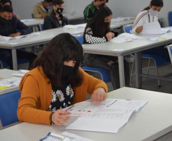 Realizan 22 mil 926 jóvenes examen de admisión a UdeG durante la primera jornada de aplicación_4