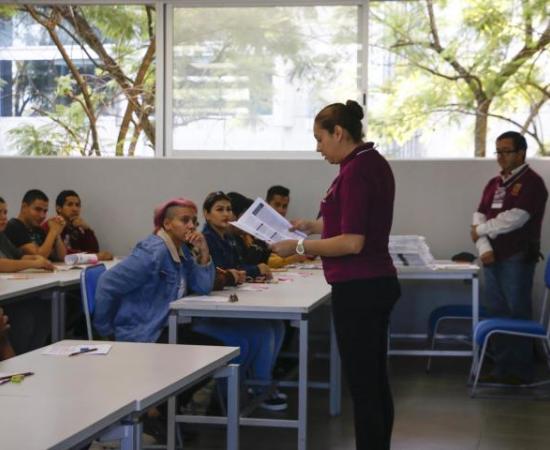 Realizaron examen de admisión tres mil 881 aspirantes al CUAAD (foto 1)