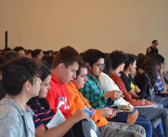 Bienvenidos los 835 estudiantes de primer ingreso (foto 2)