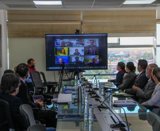 Reconocen calidad de tres programas de la UdeG (foto 2)
